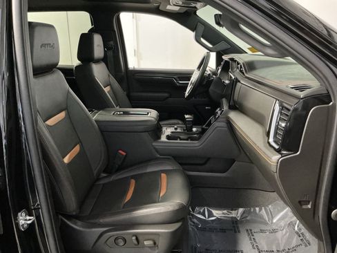 Used 2022 GMC Sierra 1500 AT4 w/ AT4 Premium Package AWD/4WD image 26