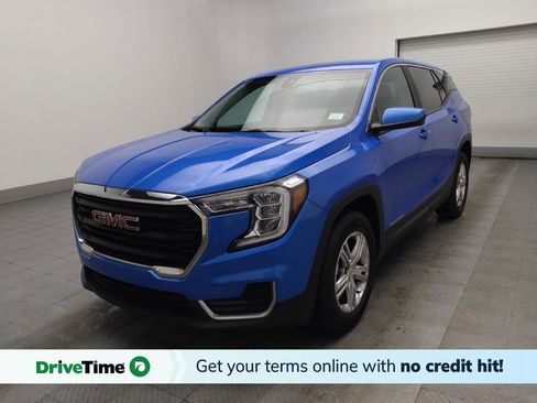 Used 2024 GMC Terrain SLE image 1