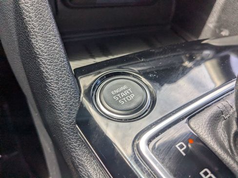 Used 2025 Kia Sportage EX w/ Premium Package FWD image 20