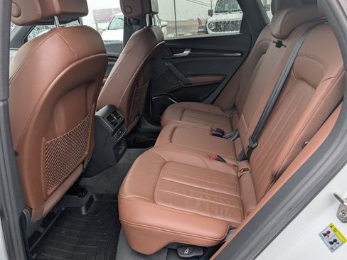 Used 2020 Audi Q5 2.0T Premium w/ Convenience Package image 15