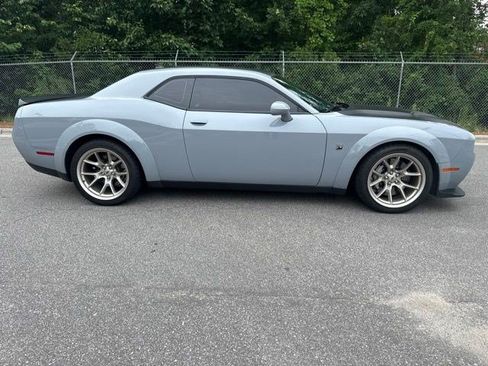 Used 2020 Dodge Challenger R/T Scat Pack RWD image 4