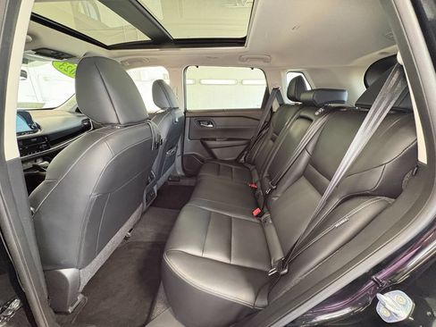 Used 2023 Nissan Rogue SL w/ SL Premium Package AWD/4WD image 21