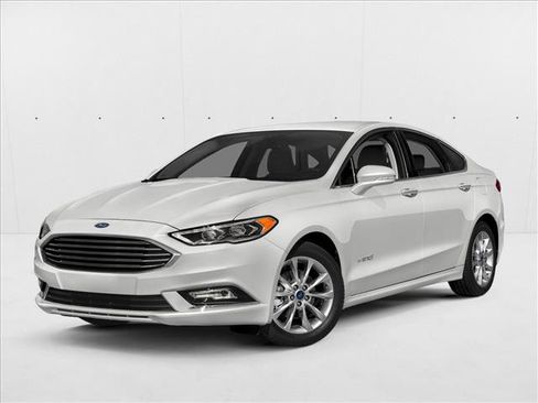 Used 2018 Ford Fusion SE w/ Equipment Group 602A FWD image 1