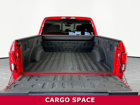 Used 2019 Ford F150 XLT w/ Equipment Group 302A Luxury AWD/4WD image 7