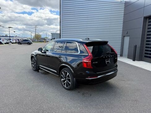 Used 2023 Volvo XC90 B6 Plus w/ Protection Package Premier AWD/4WD image 3