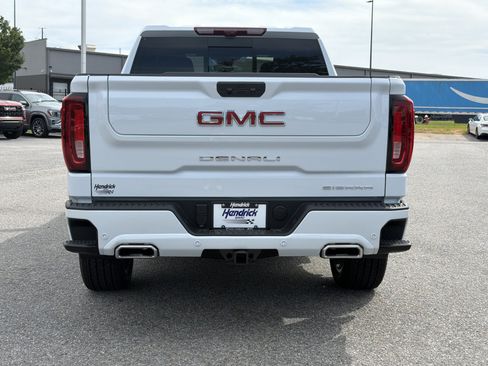 Used 2026 GMC Sierra 1500 Denali AWD/4WD image 11
