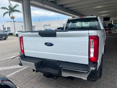 Used 2025 Ford F250 XL w/ XL Chrome Package RWD image 15