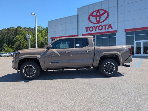 New 2026 Toyota Tacoma TRD Sport RWD image 2