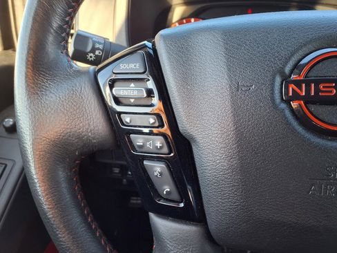 Used 2024 Nissan Frontier PRO-4X image 28