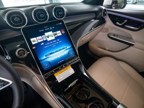 Certified 2025 Mercedes-Benz GLC 300 4MATIC image 15