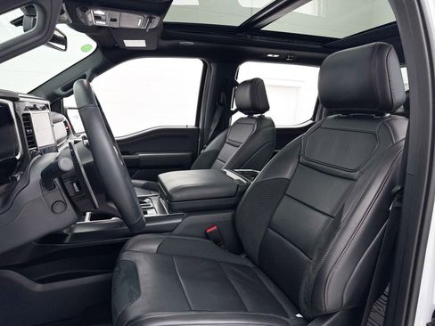 Used 2025 Ford F150 Raptor AWD/4WD image 18