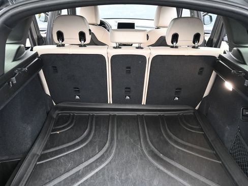 Used 2021 BMW X1 xDrive28i w/ Convenience Package image 11