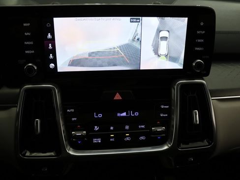 Used 2023 Kia Sorento SX Prestige AWD/4WD image 24