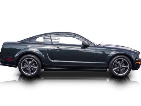 Used 2008 Ford Mustang GT Premium RWD image 2