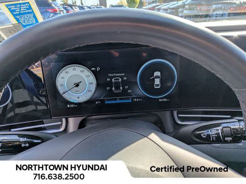 Certified 2023 Hyundai Elantra Limited image 9