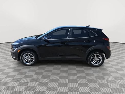 Used 2023 Hyundai Kona SE image 5