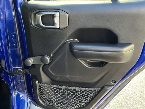 Used 2019 Jeep Wrangler Unlimited Sport AWD/4WD image 19
