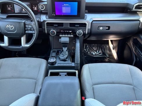 Certified 2026 Toyota 4Runner SR5 AWD/4WD image 18