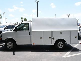 New 2025 Chevrolet Express 3500 w/ Power Convenience Package RWD video 2