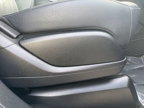 Used 2017 Mercedes-Benz GLE 350 4MATIC image 27