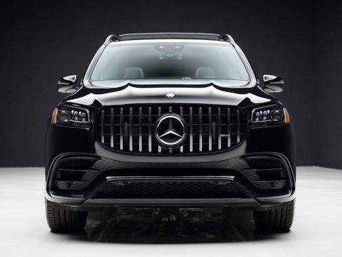 Used 2024 Mercedes-Benz GLS 63 AMG 4MATIC image 8