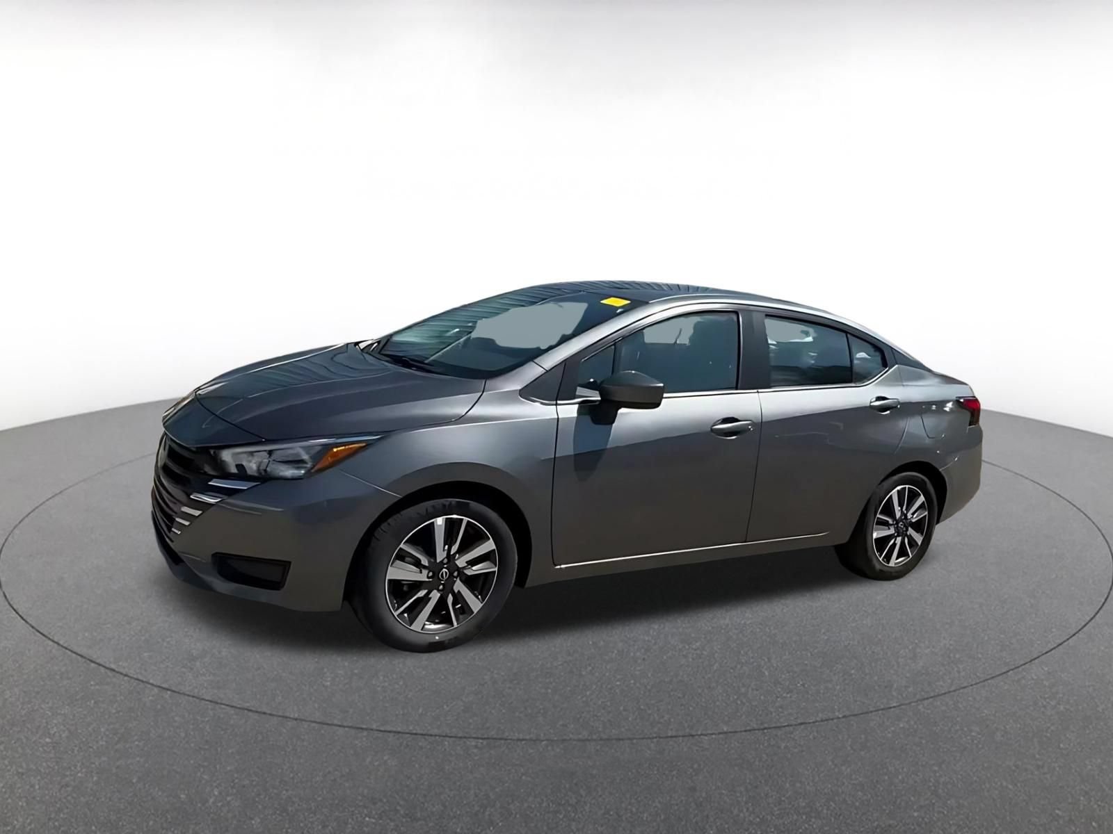 Used 2025 Nissan Versa SV FWD image 7