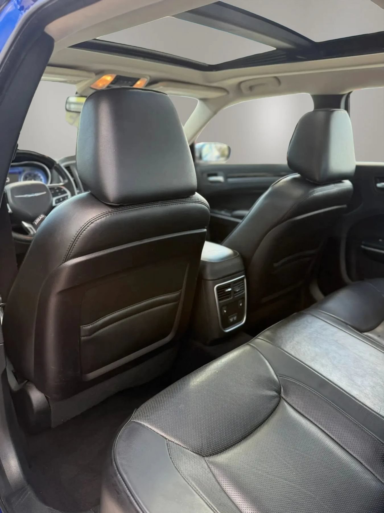 Used 2019 Chrysler 300 Limited w/ Safetytec Plus Group AWD/4WD image 16