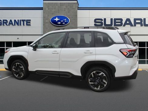 Used 2025 Subaru Forester Limited AWD/4WD image 8