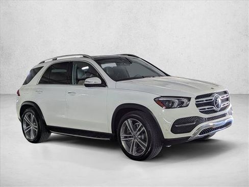 Certified 2022 Mercedes-Benz GLE 450 4MATIC image 3