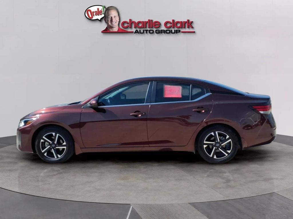 Used 2025 Nissan Sentra SV w/ All-Weather Package FWD image 2