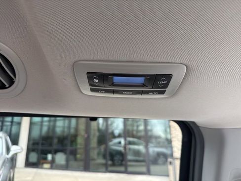 Used 2018 Toyota Sienna XLE w/ XLE Navigation Package image 38