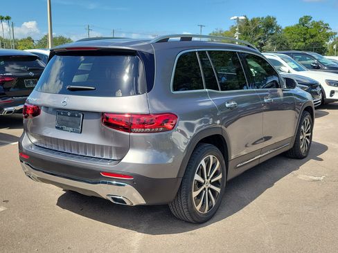 Used 2021 Mercedes-Benz GLB 250 image 3