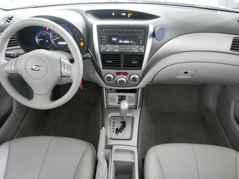 Used 2010 Subaru Forester 2.5X Limited w/ Popular Equipment Group 7B image 10