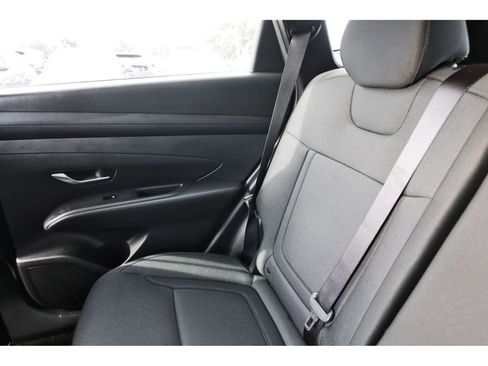 Used 2026 Hyundai Tucson SE FWD image 13