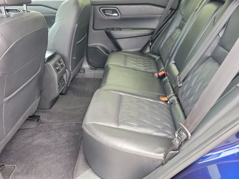 Used 2025 Nissan Rogue Platinum w/ Platinum Premium Package AWD/4WD image 8