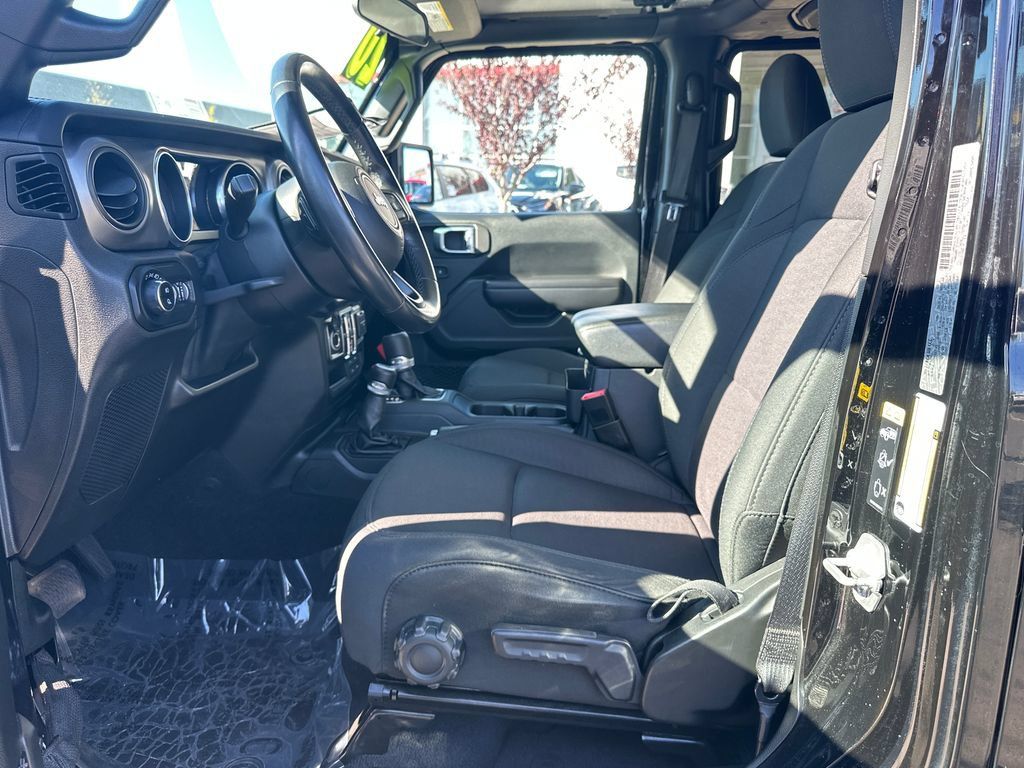 Used 2020 Jeep Gladiator Sport w/ Quick Order Package 24S AWD/4WD image 12
