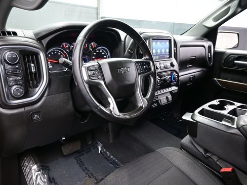 Used 2021 Chevrolet Silverado 1500 RST AWD/4WD image 16