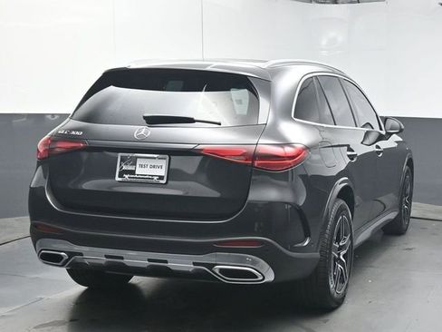 Used 2026 Mercedes-Benz GLC 300 image 7