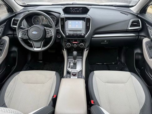 Used 2021 Subaru Forester Premium image 14