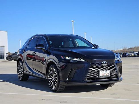 Used 2023 Lexus RX 350 Premium image 2