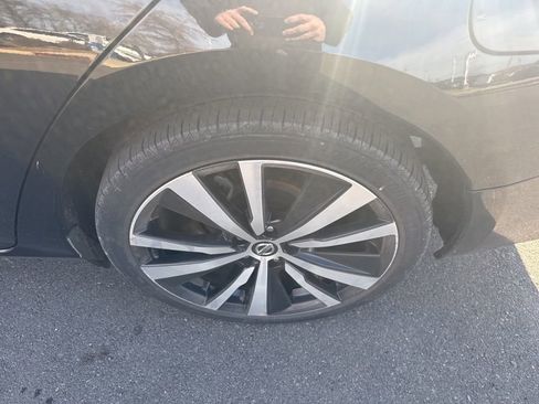 Used 2022 Nissan Altima 2.5 SR image 9