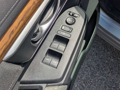 Used 2019 Honda CR-V EX image 14