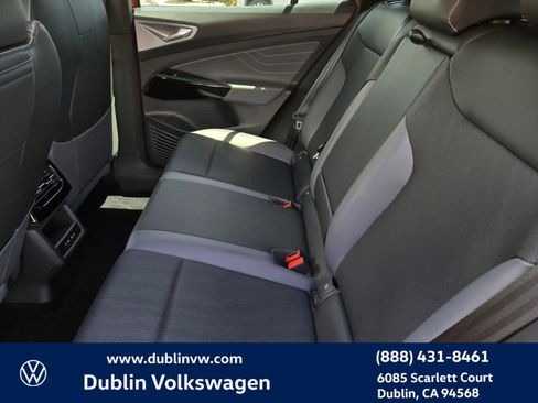 Used 2023 Volkswagen ID.4 Pro S RWD image 11