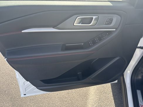 New 2026 Ford Explorer ST-Line w/ ST-Line Street Pack image 16
