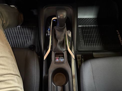 Used 2019 Toyota Corolla SE image 24