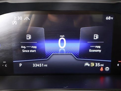 Used 2024 Volkswagen Tiguan S image 39