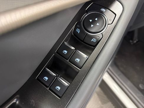 New 2026 Ford Explorer Active w/ Active Comfort Package RWD image 17