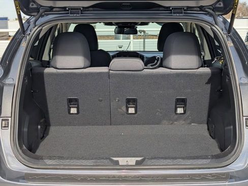 Used 2025 Subaru Crosstrek 2.0i Premium image 17