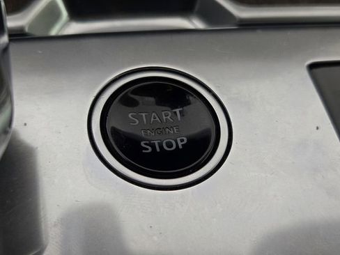 Used 2023 Land Rover Range Rover SE AWD/4WD image 26