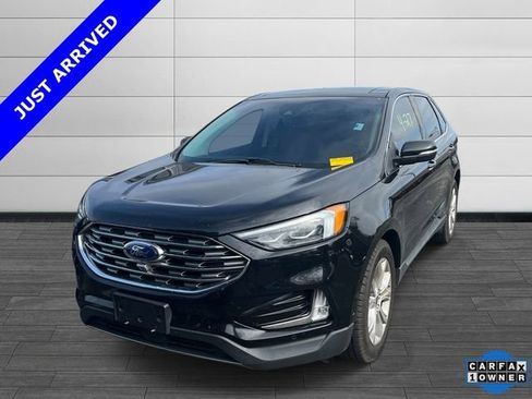 Used 2019 Ford Edge Titanium w/ Equipment Group 301A FWD image 4